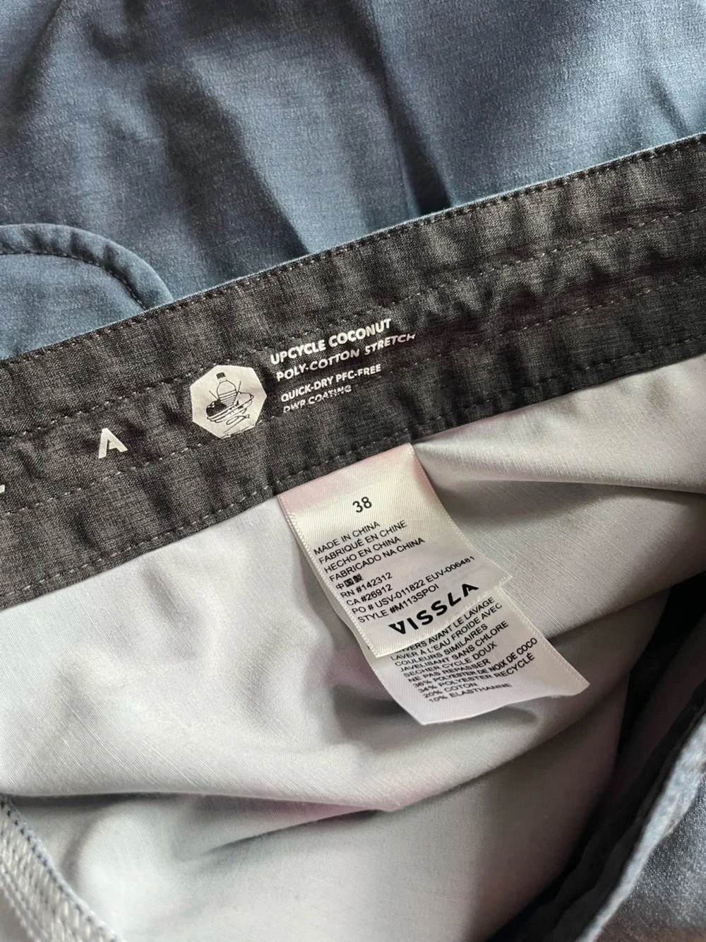 VISSLA boardshorts bold
